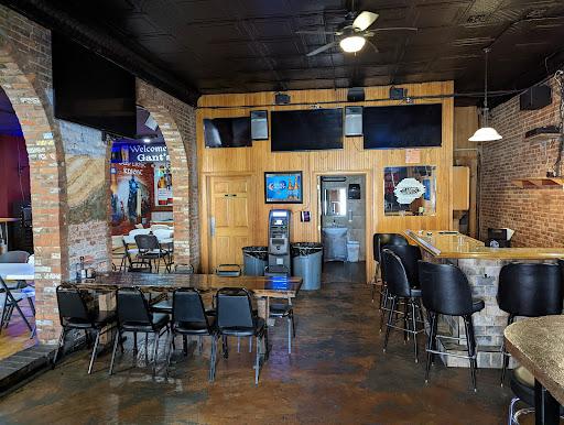 Gant's Pizza & Pub